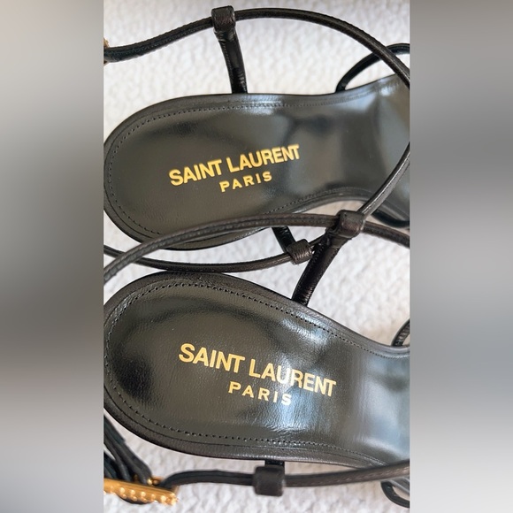 Saint Laurent Date 110 Leather Sandal in black - Picture 4 of 16